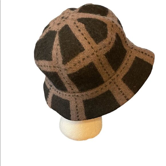 GAP Bucket Hat Black and Brown Plaid S/M - Picture 2 of 4